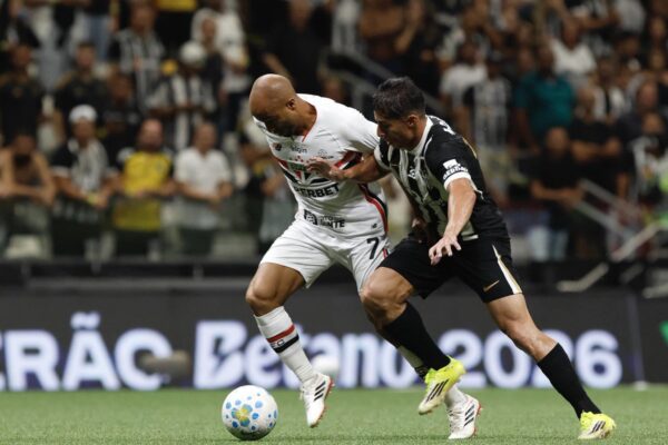 Lucas Moura, Jogador do São Paulo
